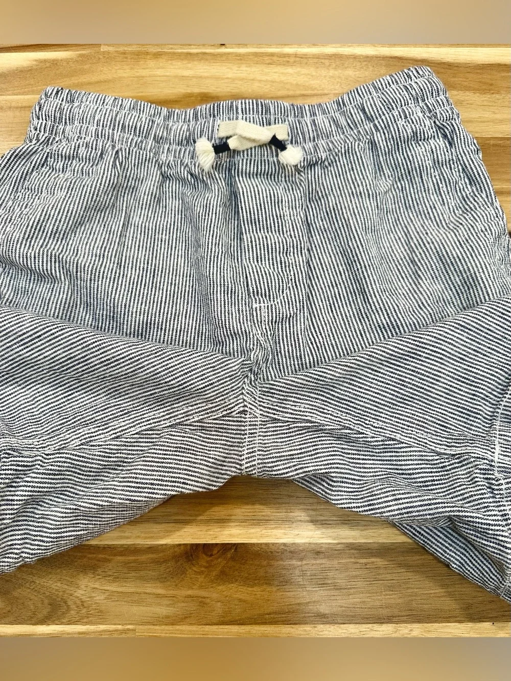 GAP Kids Drawstring Blue and White Striped Shorts Boys 10